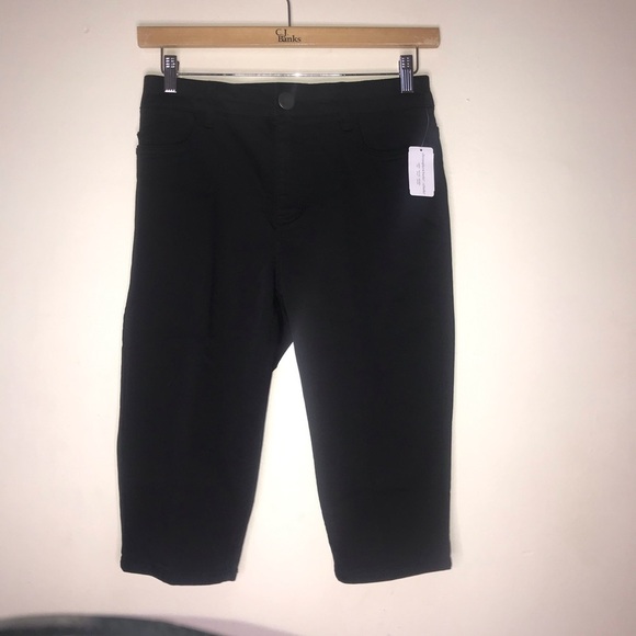 Christopher & Banks Super Stretch Skimmer bottoms - Picture 5 of 10